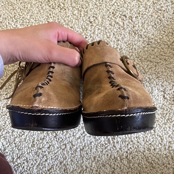 Coach Tan Suede Tassel Mules Clogs - Picture 7 of 7